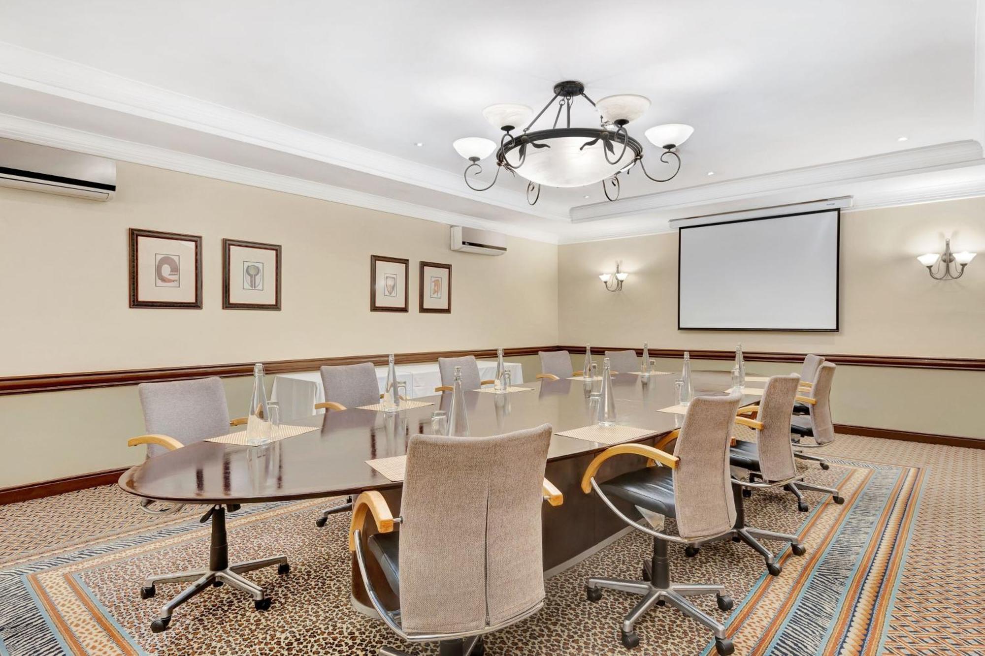 Protea Hotel By Marriott Blantyre Ryalls Buitenkant foto