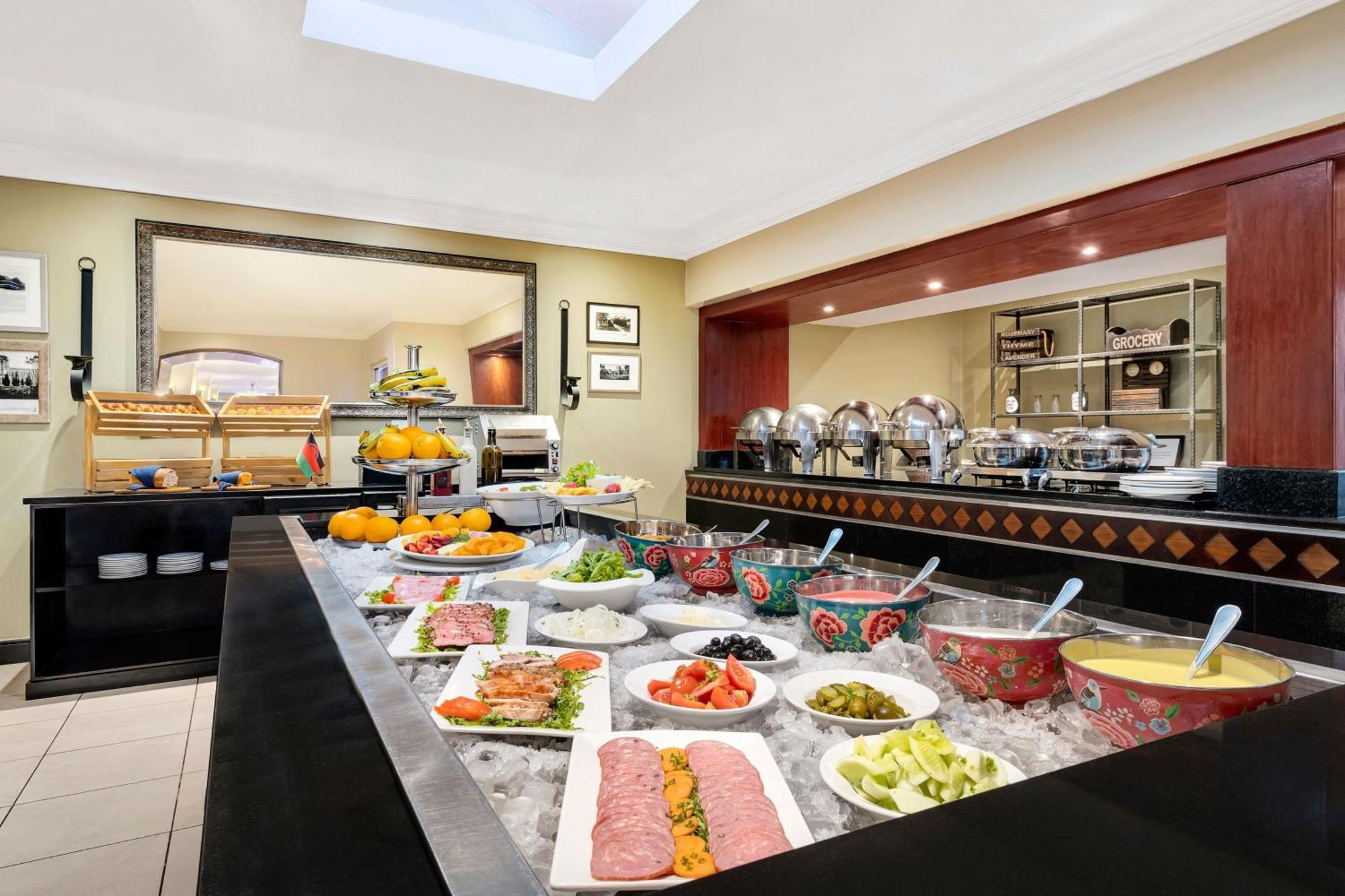 Protea Hotel By Marriott Blantyre Ryalls Buitenkant foto
