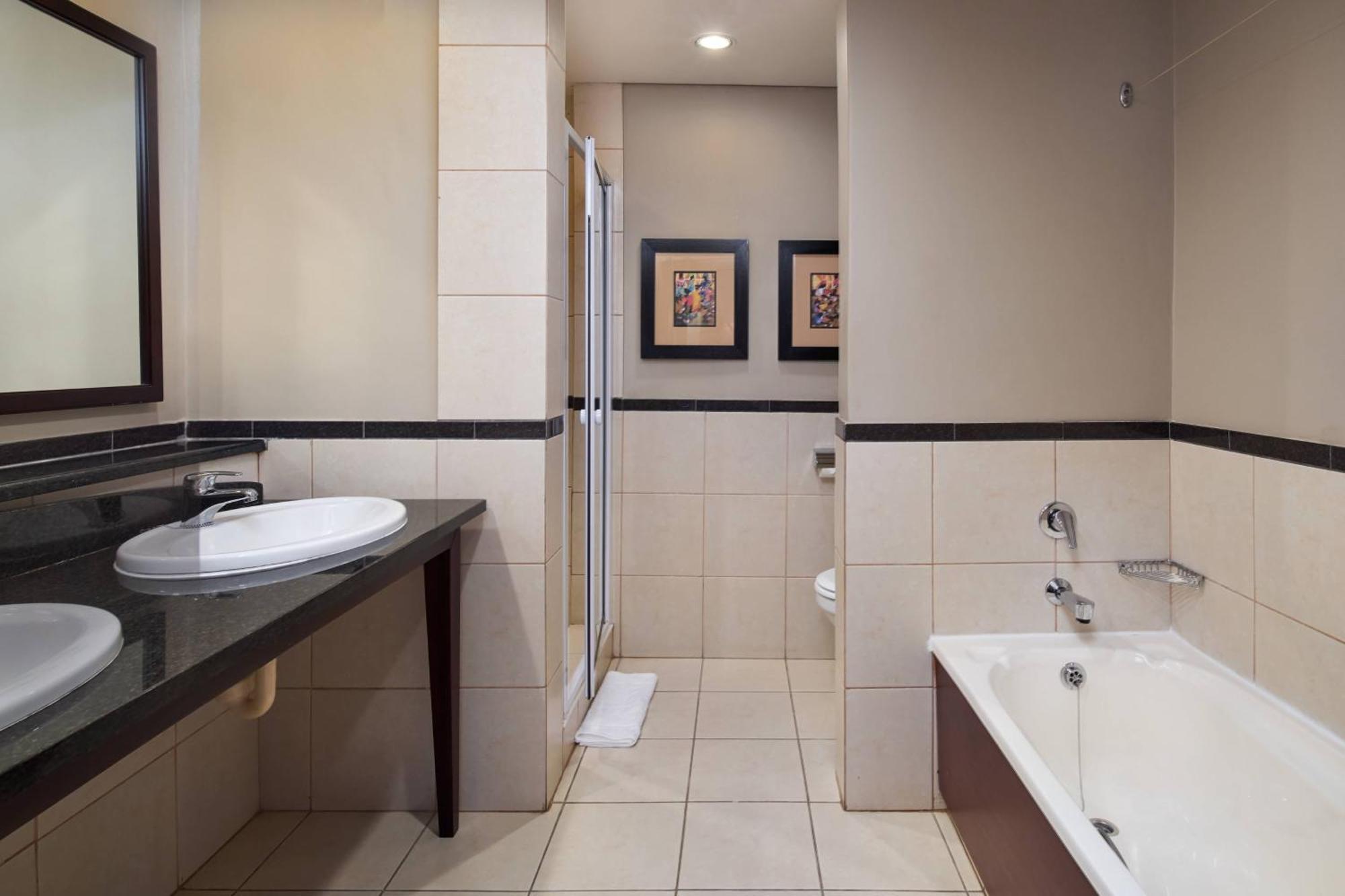Protea Hotel By Marriott Blantyre Ryalls Buitenkant foto