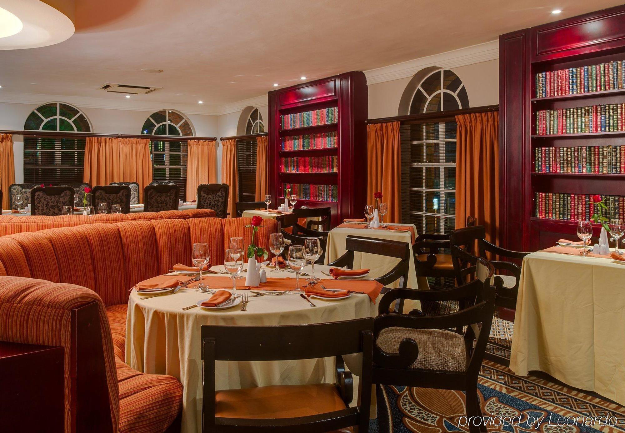Protea Hotel By Marriott Blantyre Ryalls Buitenkant foto